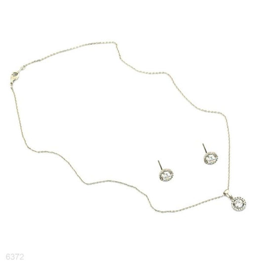 delicate solitaire pendant set