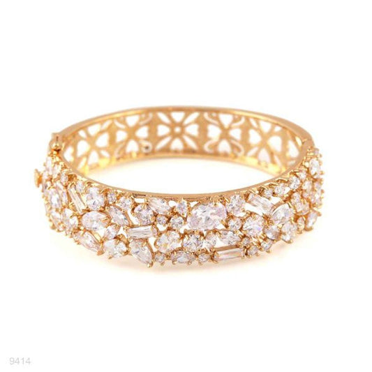 exquisite shimmering thick gold bracelet